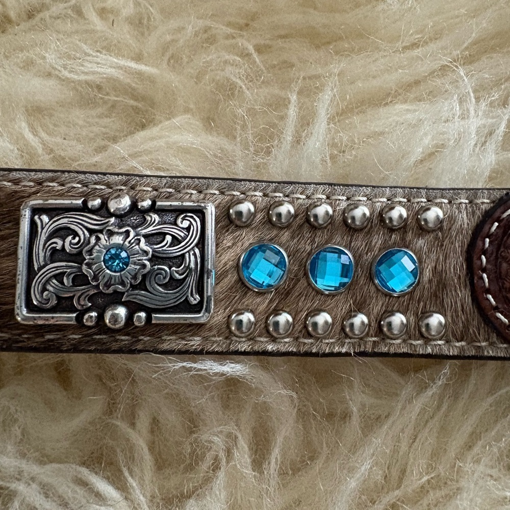 Kids Baby Cowgirl Rodeo Western Brown Leather Belt with Fur and Silver Accents - Picture 5 of 7